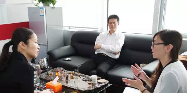 上海美國(guó)商會(huì)與東方龍商務(wù)進(jìn)一步探討合作模式及投資選址項(xiàng)目細(xì)節(jié) 上海美國(guó)商會(huì)與東方龍商務(wù)進(jìn)一步探討合作模式及投資選址項(xiàng)目細(xì)節(jié)