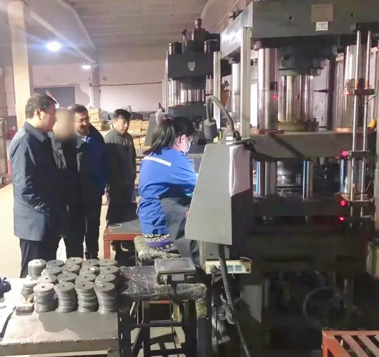 市場占有率逐年攀升！內(nèi)蒙古地方政府成功考察金剛石制品投資選址項(xiàng)目企業(yè)