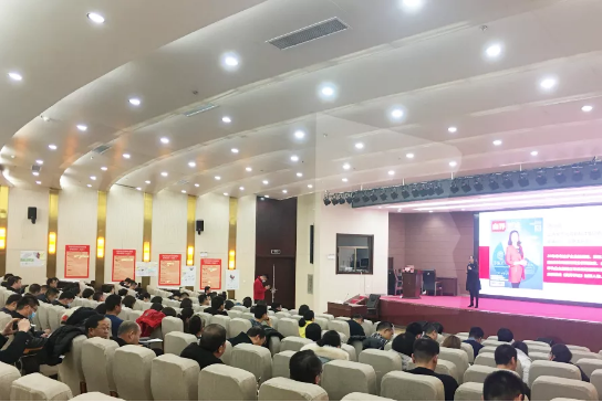 山西長治國家級高新區(qū)特邀東方龍商務(wù)集團專業(yè)團隊深度智慧招商培訓(xùn) 山西長治國家級高新區(qū)特邀東方龍商務(wù)集團專業(yè)團隊深度智慧招商培訓(xùn)