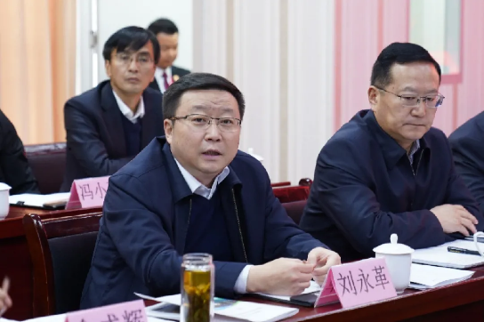 甘肅省人大常委會副主任、甘南藏族自治州委書記俞成輝一行蒞臨東方龍商務集團，打造委托招商引資全國新標桿