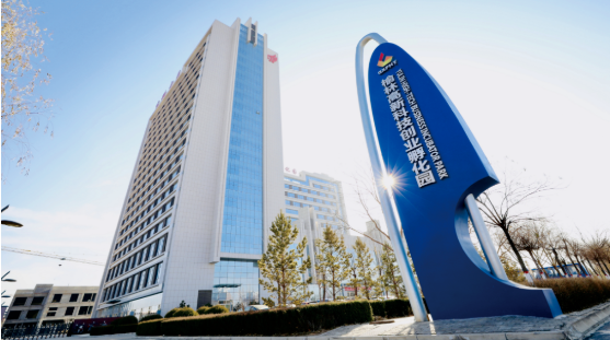 東方龍商務集團全力助推陜西榆林高新區委托招商引資，建設世界一流創新型特色園區