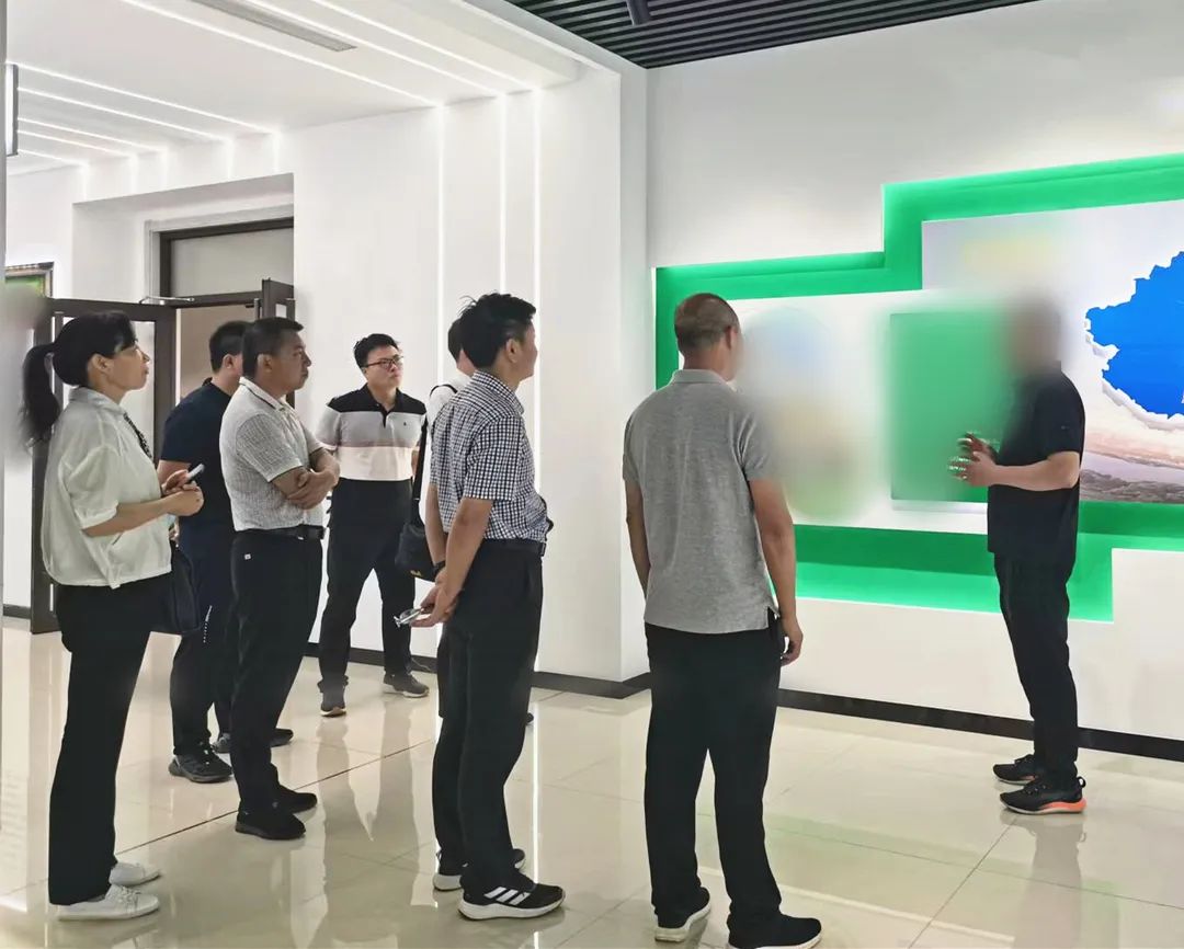 背景雄厚，高端建材領域知名供應商！新疆某地方政府成功考察品牌高性能節能保溫材料投資選址項目